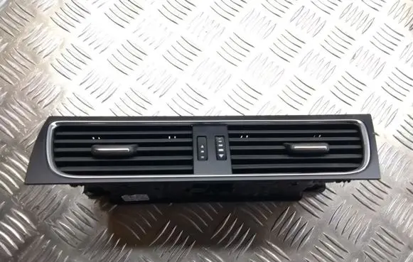 Audi A4 S4 B8 8K Dash center air vent grill 8T2820951B