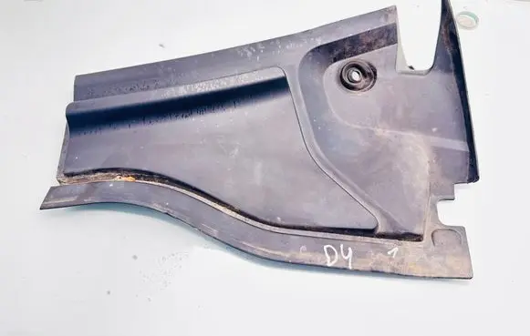 Mercedes-Benz B W246 W242 Wiper trim A2468300700