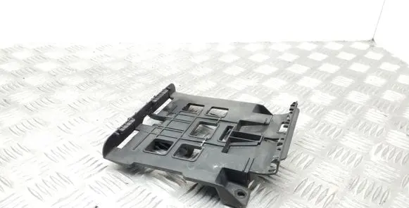 Skoda Yeti (5L) Other engine bay part 5K0906507