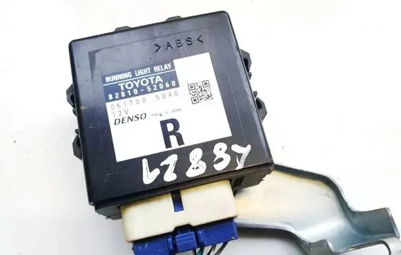 Toyota Urban Cruiser (XP110) Light module LCM 8281052060 82810-52060