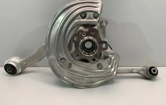 BMW 4 G22 G23 G24 G26 Front wheel hub spindle knuckle 6892509