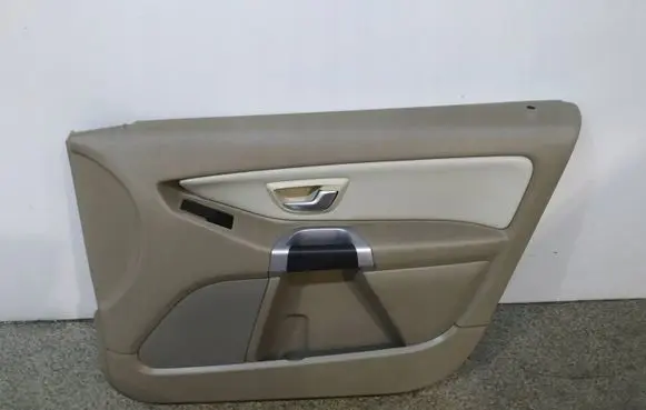 Volvo XC90 Front door card panel trim 