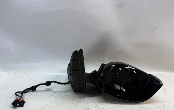Citroen C4 III e-C4 Front door electric wing mirror 984653689V