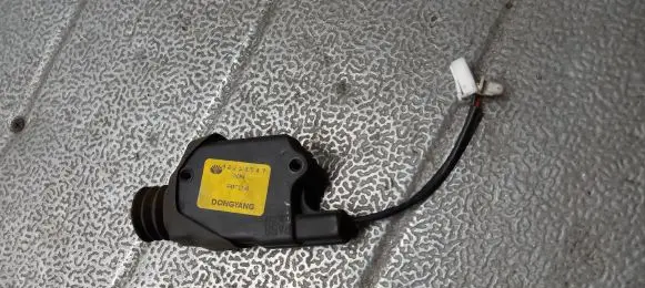 Chevrolet Nubira Holder (bracket) 