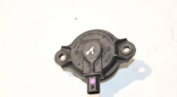 BMW 3 F30 F35 F31 Camshaft vanos timing valve 7593719