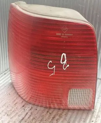 Volkswagen PASSAT B5 Rear/tail lights