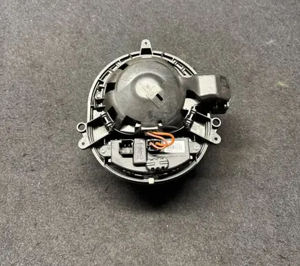 BMW 4 F32 F33 Heater fan/blower 9350395 9276112 921557