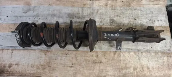 Toyota Avensis T220 Rear shock absorber with coil spring 