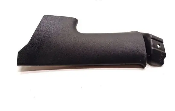 (D)pillar trim (top)