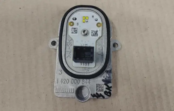 Volkswagen Tiguan LED ballast control module 