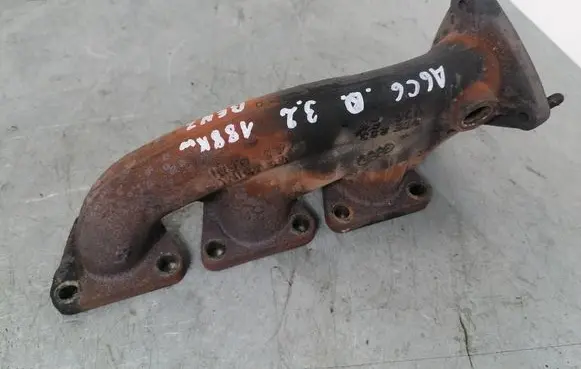 Audi A6 S6 C6 4F Exhaust manifold 065253034E