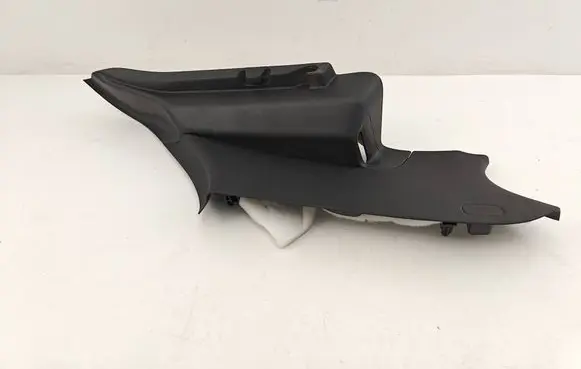 Mercedes-Benz A W176 Tailgate/trunk side cover trim A1766900525