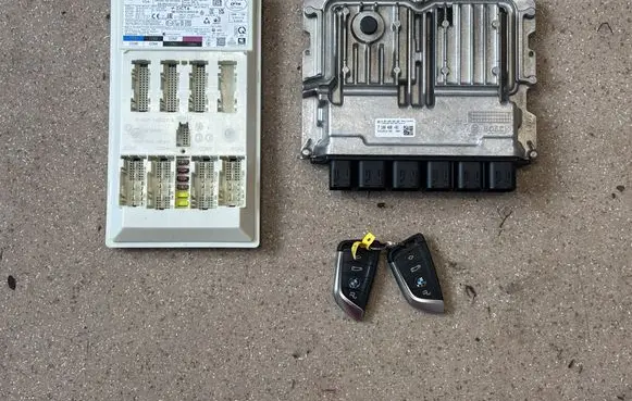 BMW X3 G01 Engine ECU kit and lock set 7100408 5A7F2A0
