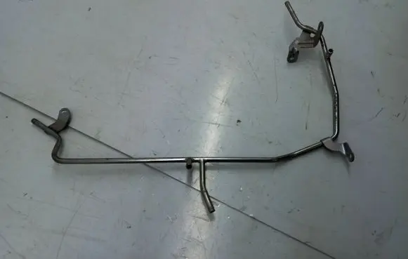 Volkswagen Jetta VI Engine coolant pipe/hose 06K121075R
