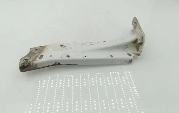 Skoda Octavia Mk3 (5E) Fender mounting bracket 5E0821141