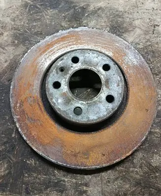 Volkswagen Golf VI Front brake disc 