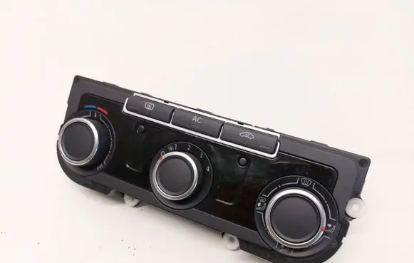 Volkswagen Golf VI Climate control unit 5HB00975170 7N0907426AM