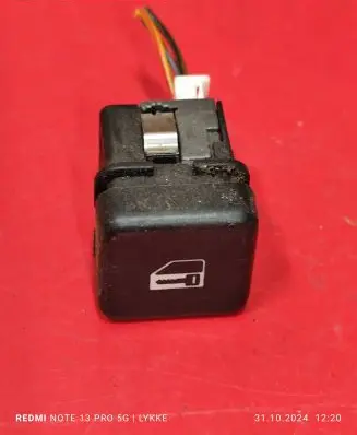 Central locking switch button