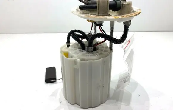 Mercedes-Benz A W176 In-tank fuel pump A2464700994