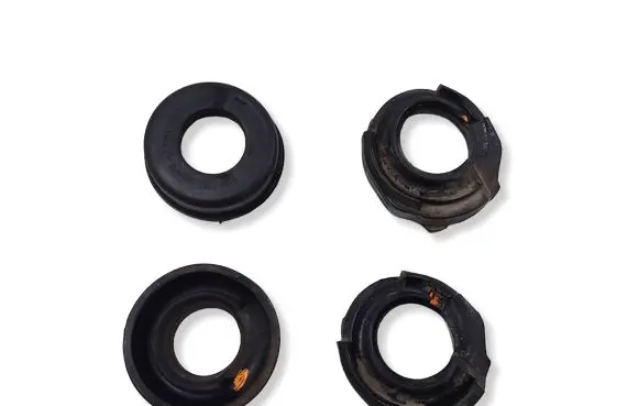 BMW 3 E90 E91 Front coil spring rubber mount 6764419 6764420