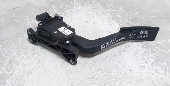 Nissan Pathfinder R51 Accelerator throttle pedal 6PV93390102 18002EB400
