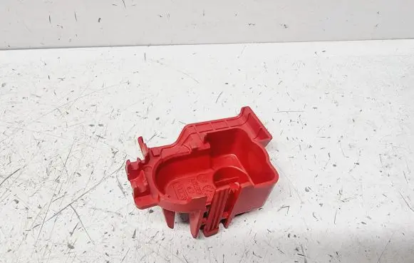Renault Clio V Battery box tray cover/lid 