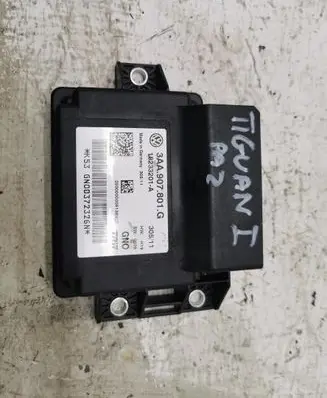 Volkswagen Tiguan Hand brake control module 3AA907801G