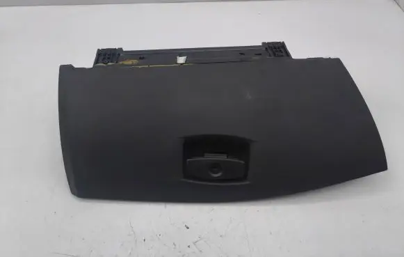 BMW 5 E60 E61 Glove box 7034079