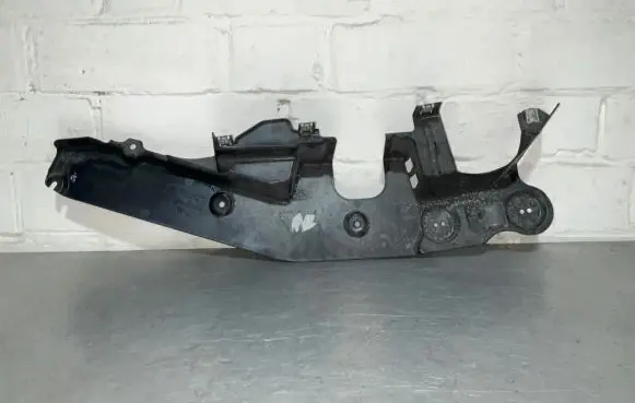 BMW X5 F15 Other engine bay part 7325399