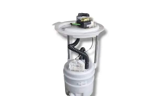 Fiat 500X Fuel injection high pressure pump 51935900