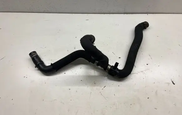 Audi A4 S4 B7 8E 8H Engine coolant pipe/hose 8E0819376
