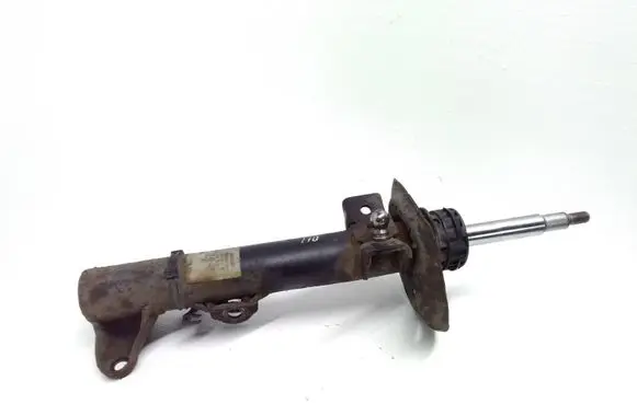 Mercedes-Benz C W204 Front shock absorber/damper A2043233100