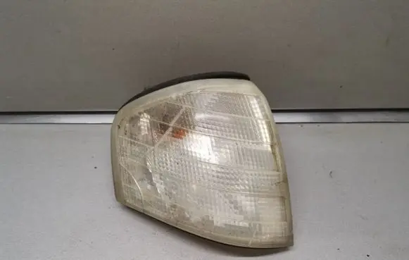 Mercedes-Benz C W202 Front indicator light 