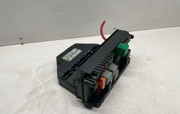 Mercedes-Benz C W204 SAM control unit A2045404150