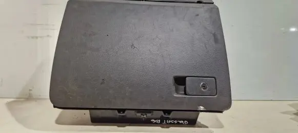 Volkswagen PASSAT B6 Glove box 3c1857101
