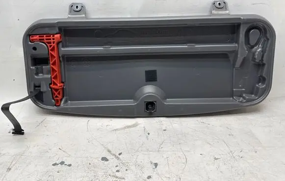 BMW 7 F01 F02 F03 F04 Tool box 6784442 15361710