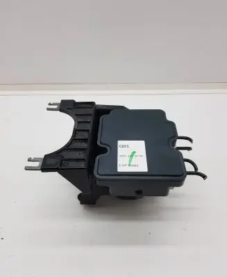 Infiniti Q30 ABS Pump A0914310000