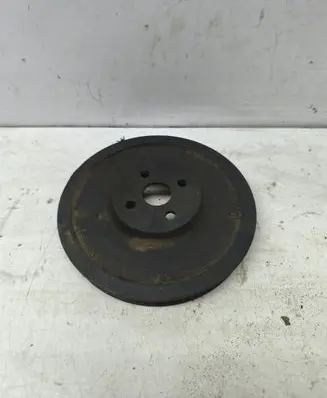 Hyundai Accent Water pump pulley 25221-21204