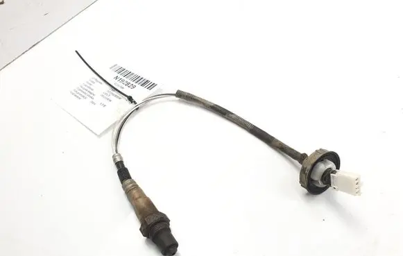 Mitsubishi Colt Other engine bay part