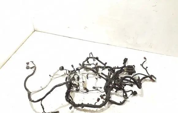 Chevrolet Silverado Engine installation wiring loom 85618495
