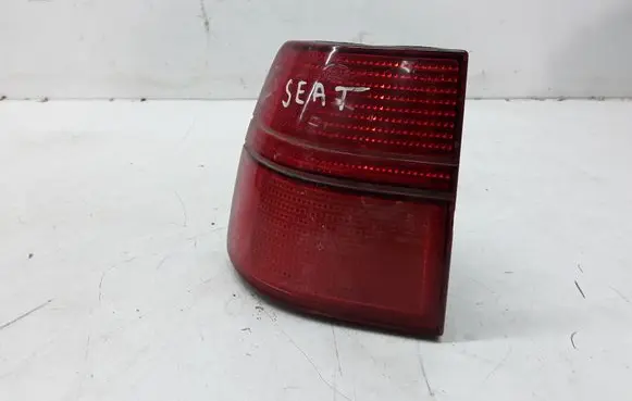 Seat Toledo I (1L) Rear/tail lights 6R0142795