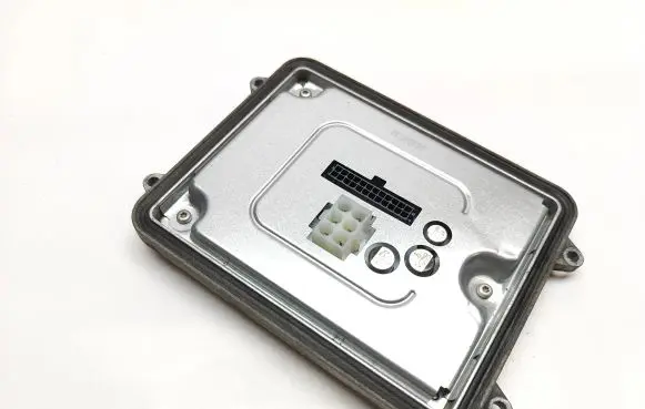Tesla Model X Headlight ballast module Xenon 0020102404 0099215