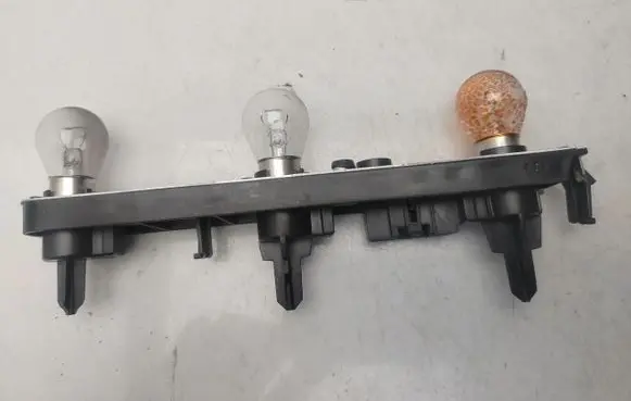Citroen C4 I Picasso Tail light bulb cover holder 16384700