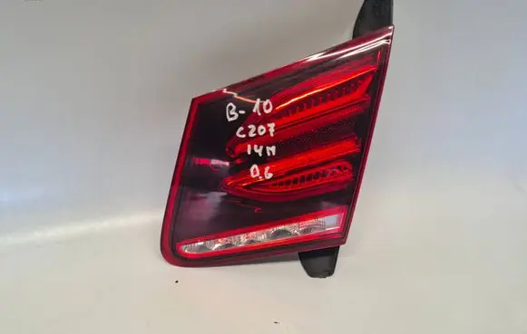 Mercedes-Benz E C207 W207 Tailgate rear/tail lights A2079063800 614452 4726913