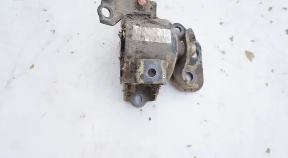 Hyundai ix20 Gearbox mounting bracket 