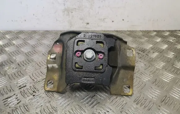 Ford Kuga II Gearbox mount