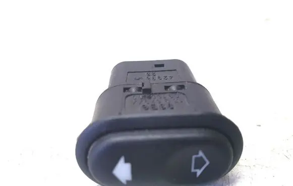 Ford Focus C-MAX Electric window control switch 15B679AA