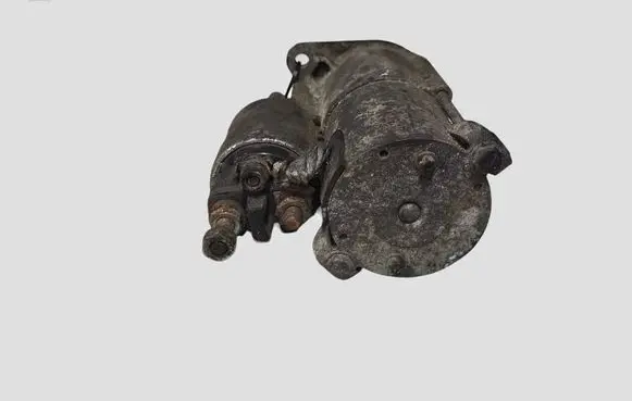 Opel Zafira B Starter motor