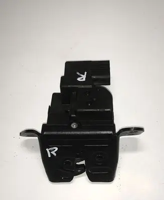 Loading door lock