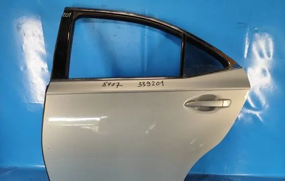 Lexus HS Front door 6700475030